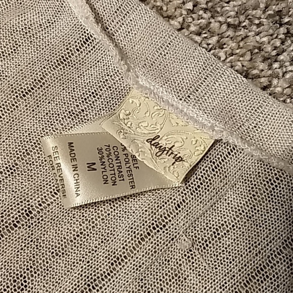 Daytrip lace 3/4 top - Picture 4 of 8